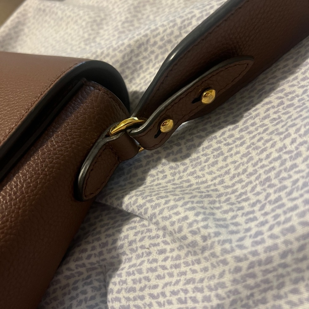 Burberry Note Shoulder Bag - Picture 5 of 13